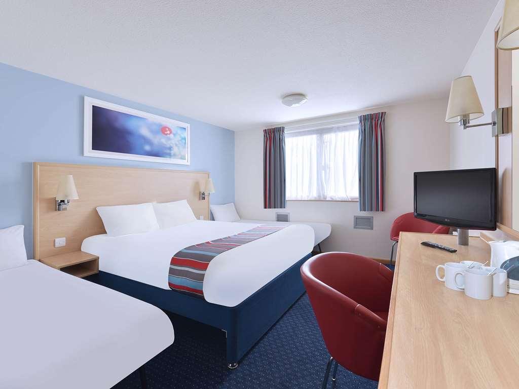 Travelodge Redhill Redhill  Amenities photo